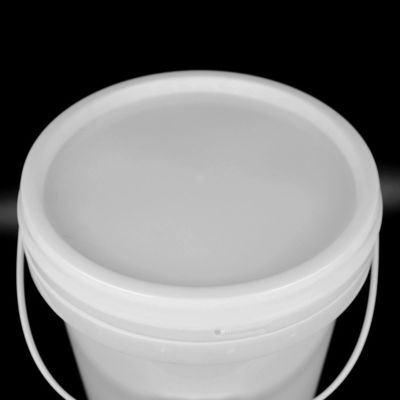 jakość  Leakproof White Plastic Oil Bucket With Lid Heat Resistant fabryka