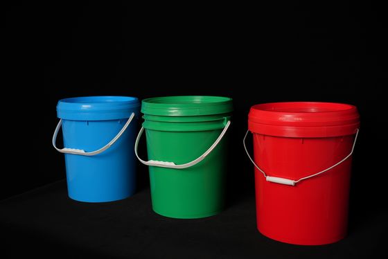 5 galonowy plastikowy wiaderek z uchwytem i pokrywą